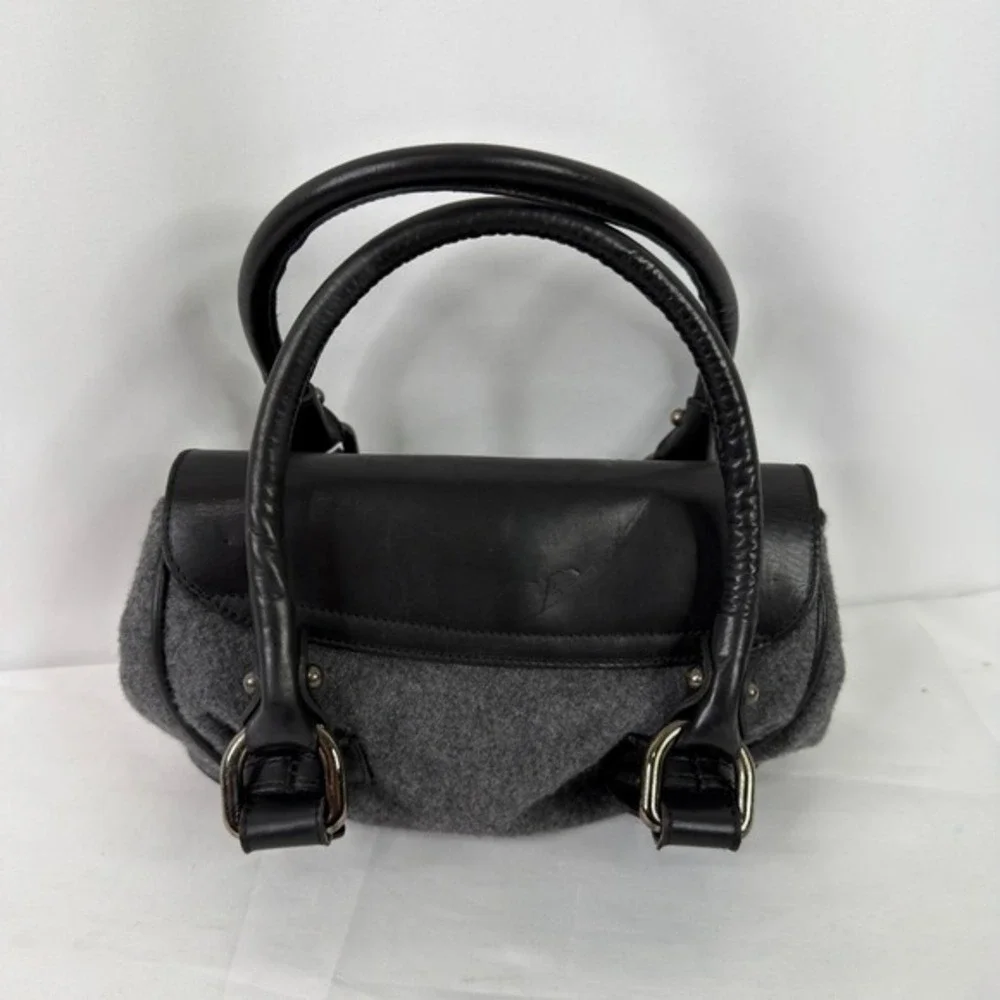 Stuart Weitzman stuart weitzman